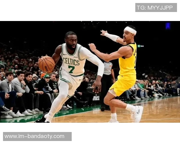 明天绿军客场挑战步行者杰伦布朗因背部痉挛出战可能性不大豪泽状态成疑