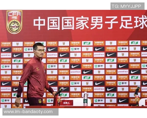 邵佳一寄语中国足球希望每位球迷都是教练目标直指世界杯之路