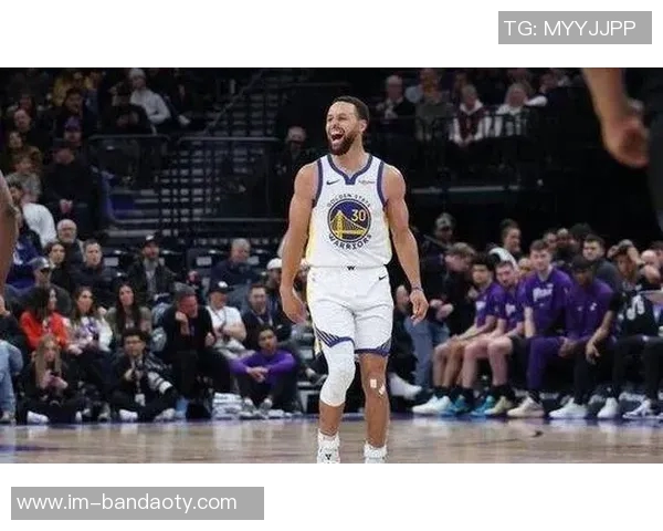 库里罚球超过10次的比赛胜率高达80场均得分356分表现惊艳 库里罚球超过10次的比赛胜率高达80场均得分356分表现惊艳